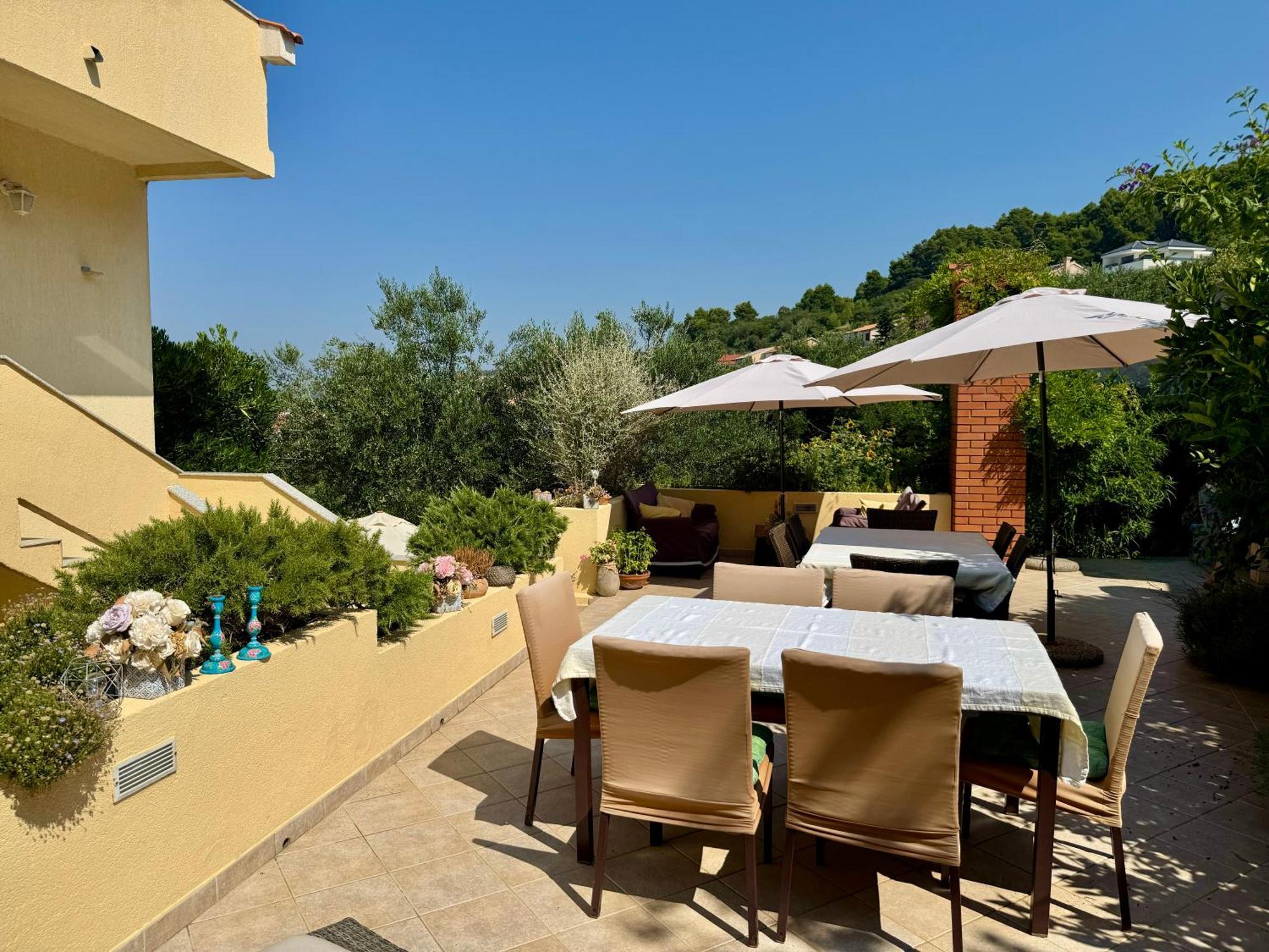 Apartments Maricic Banjol Exterior foto