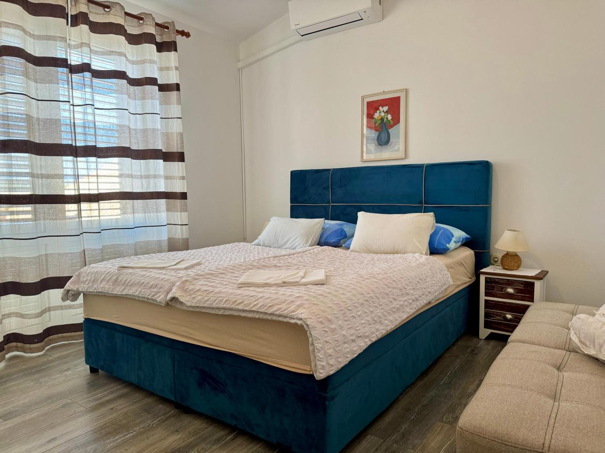 Apartments Maricic Banjol Exterior foto