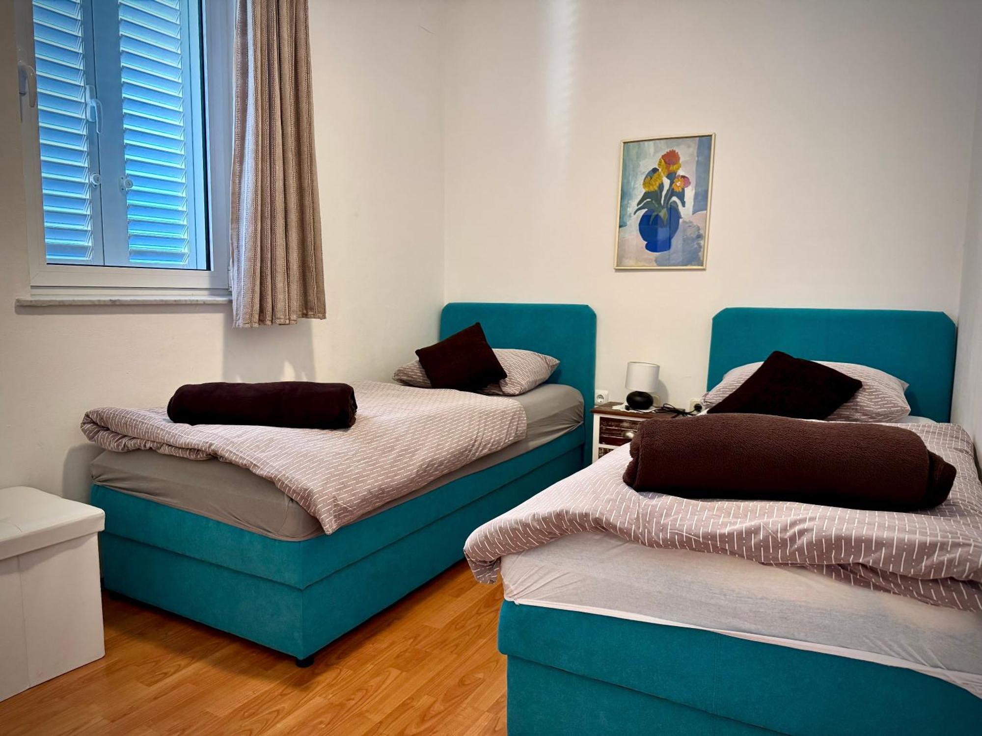 Apartments Maricic Banjol Exterior foto